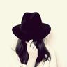 美国记者喝北京豆汁的表情